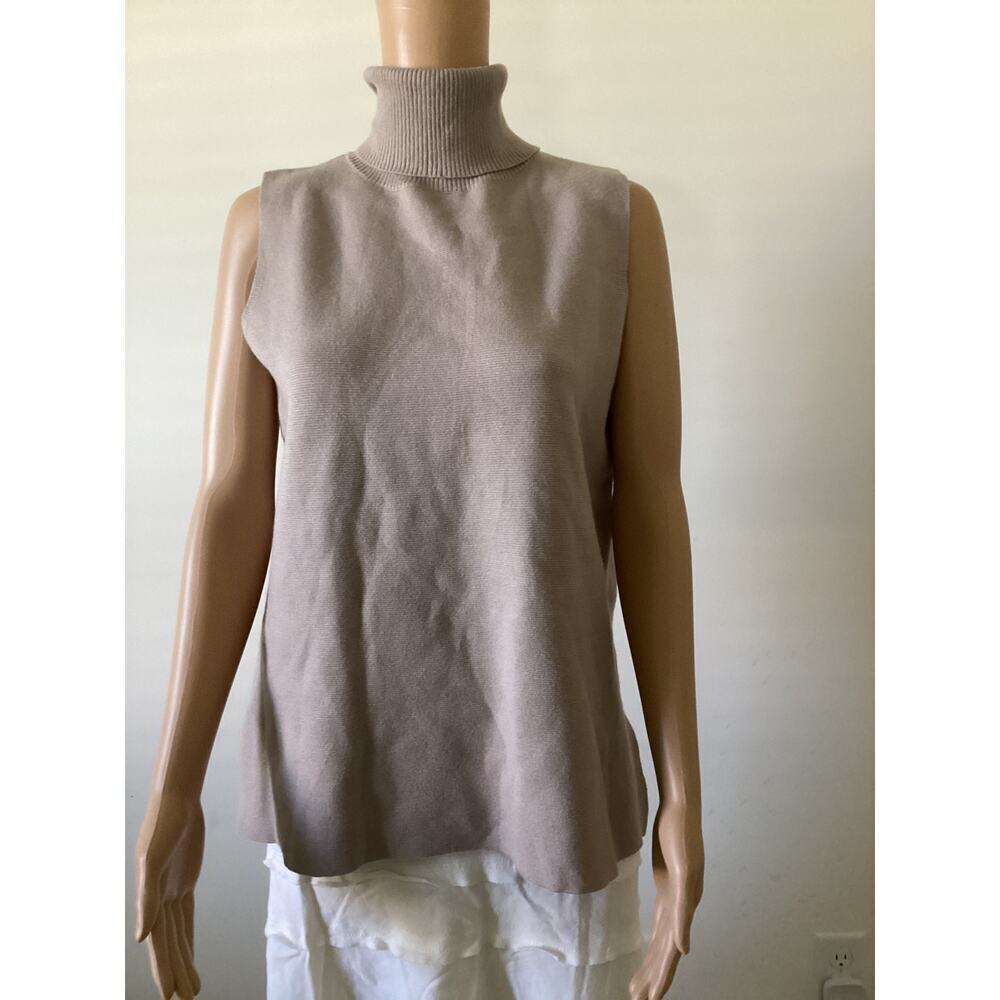 Truth by Republic Sleeveless Knit Turtle neck Top size M